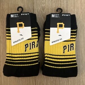 Pittsburgh Pirates Buccos MLB Crew Socks 2 Pr Athletic Fit Med Y1-6,W3-8 NEW